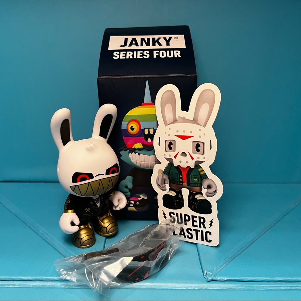 Superplastic - Janky Series 4 - Flossy (Guggimon) - 3"
